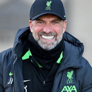 万博体育在线-【反应】红军主场末战千镑起步，安帅滕帅致敬渣叔